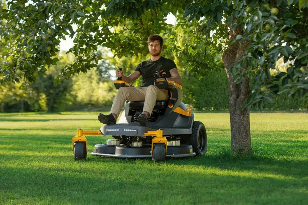 Stiga Gyro 900e