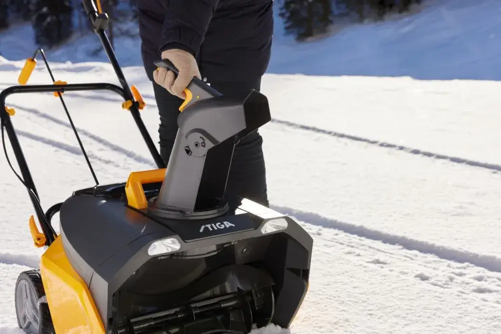 Stiga ST 700e